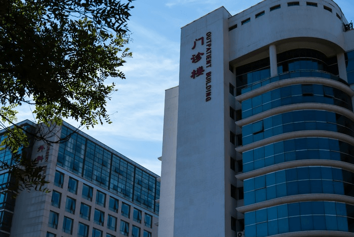 广西医科大学第七附属医院(图3)