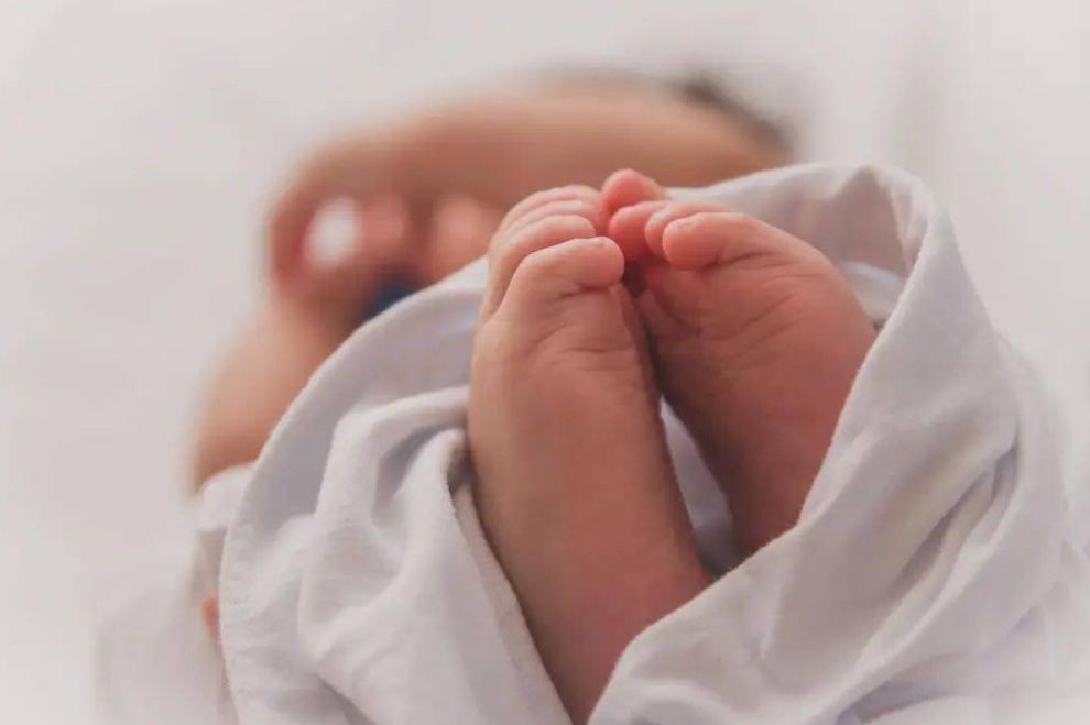 专家否认谣言：关于试管婴儿的七大谣言